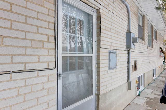 404 Willowdale Ave, House detached with 2 bedrooms, 3 bathrooms and 9 parking in Toronto ON | Image 27