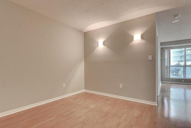 218 - 23 Lorraine Dr, Condo with 2 bedrooms, 2 bathrooms and 2 parking in Toronto ON | Image 19
