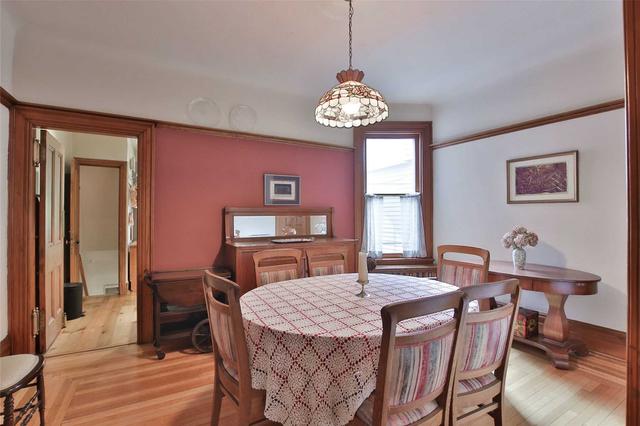 13a Delaware Ave, House semidetached with 4 bedrooms, 4 bathrooms and 1 parking in Toronto ON | Image 2