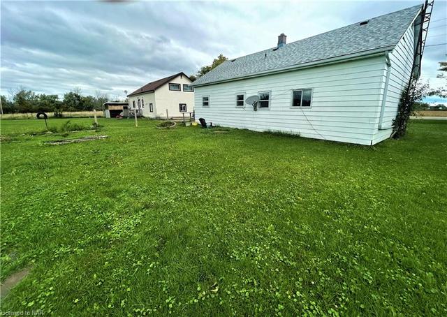 740 Port Maitland Road, House detached with 2 bedrooms, 1 bathrooms and 1 parking in Haldimand County ON | Image 4