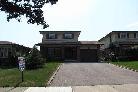 3088 Mccarthy Crt, House detached with 3 bedrooms, 3 bathrooms and 4 parking in Mississauga ON | Image 1