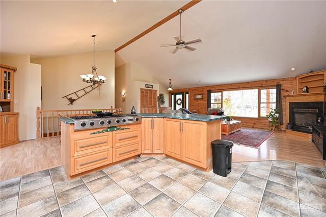 4 B12 Road, House detached with 3 bedrooms, 2 bathrooms and 10 parking in Rideau Lakes ON | Image 10