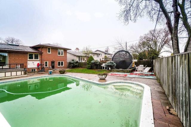 2137 Denise Rd, House detached with 4 bedrooms, 3 bathrooms and 6 parking in Mississauga ON | Image 30