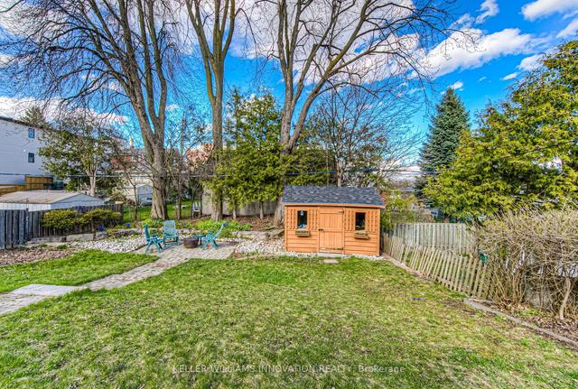 30 Belmont Ave E, House detached with 3 bedrooms, 2 bathrooms and 3 parking in Kitchener ON | Image 19