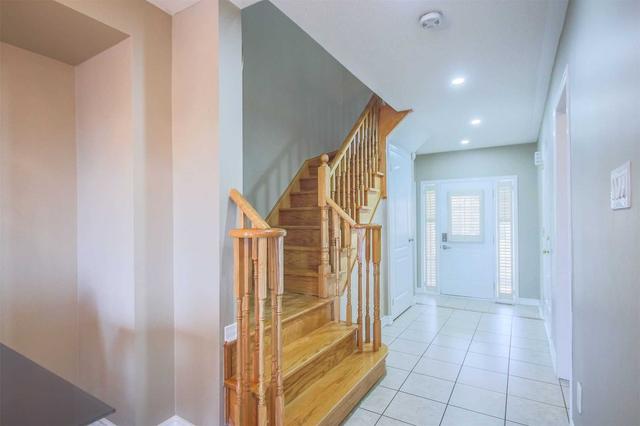 7 Bamboo Grve, House attached with 3 bedrooms, 4 bathrooms and 2 parking in Brampton ON | Image 22