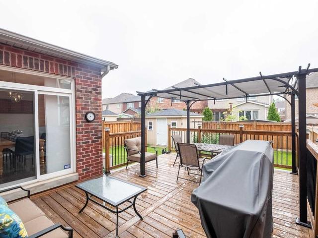 45 Snapdragon Sq, House detached with 3 bedrooms, 3 bathrooms and 6 parking in Brampton ON | Image 17