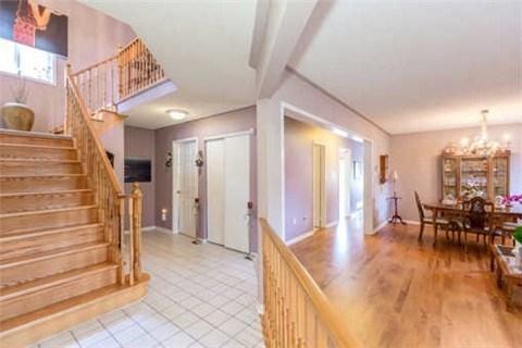 81 Pebblestone Circ, House detached with 4 bedrooms, 3 bathrooms and 4 parking in Brampton ON | Image 3