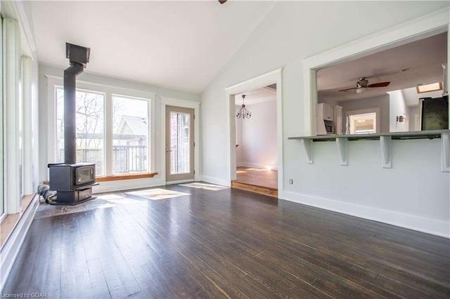 41 Regent St, House detached with 2 bedrooms, 2 bathrooms and 2 parking in Guelph ON | Image 36