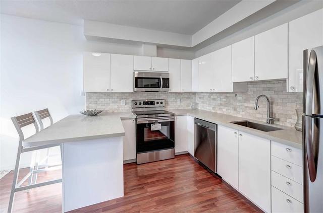 110 - 135 James St S, Condo with 3 bedrooms, 2 bathrooms and 87 parking in Hamilton ON | Image 2