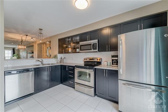 130 Caithness Private, Townhouse with 2 bedrooms, 2 bathrooms and 2 parking in Ottawa ON | Image 14