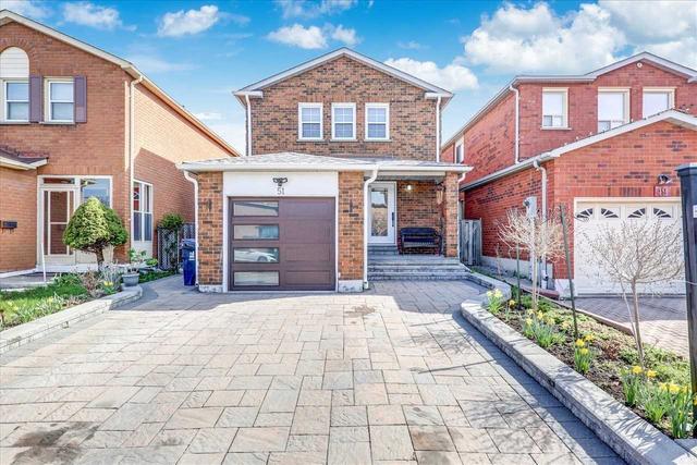 51 Gateforth Dr, House detached with 3 bedrooms, 3 bathrooms and 3 parking in Toronto ON | Image 12