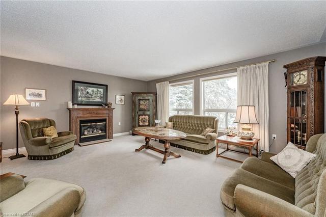 29 Cherry Blossom Circle, House detached with 2 bedrooms, 2 bathrooms and 2 parking in Guelph ON | Image 24