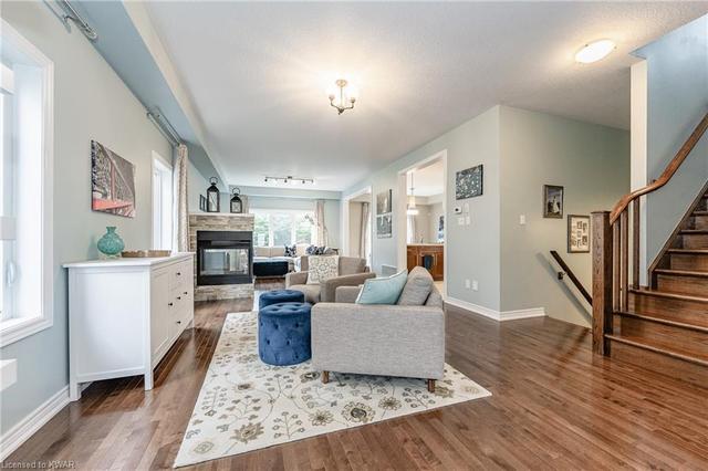 228 Falconridge Drive, House detached with 4 bedrooms, 2 bathrooms and 4 parking in Kitchener ON | Image 8