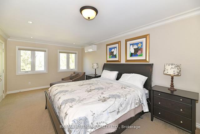 25 Grenadier Cres, House detached with 5 bedrooms, 6 bathrooms and 6 parking in Vaughan ON | Image 10
