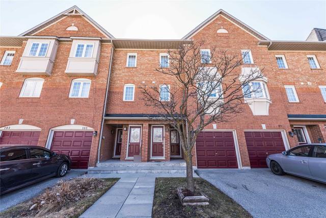 99 - 6950 Tenth Line W, Townhouse with 2 bedrooms, 1 bathrooms and 2 parking in Mississauga ON | Image 1