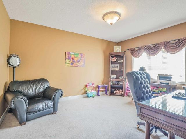 32 Adriatic Cres, House detached with 4 bedrooms, 5 bathrooms and 6 parking in Brampton ON | Image 9