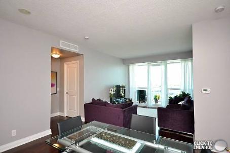 1112 - 1055 Southdown Rd, Condo with 2 bedrooms, 2 bathrooms and 2 parking in Mississauga ON | Image 5