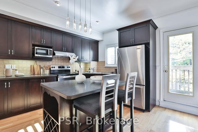 1003 College St, Townhouse with 3 bedrooms, 3 bathrooms and 1 parking in Toronto ON | Image 38