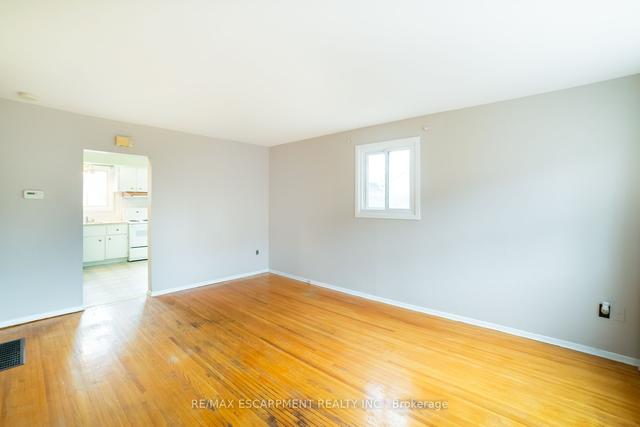20 - 1295 Fennell Ave E, Townhouse with 3 bedrooms, 2 bathrooms and 1 parking in Hamilton ON | Image 2