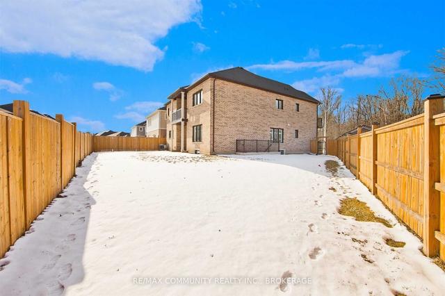 19 Winterberry Blvd, House detached with 4 bedrooms, 4 bathrooms and 4 parking in Thorold ON | Image 22
