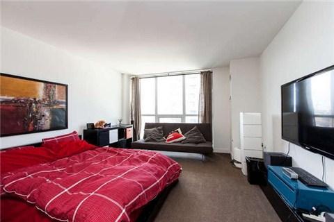 833 - 8 Telegram Mews, Condo with 2 bedrooms, 3 bathrooms and 1 parking in Toronto ON | Image 18