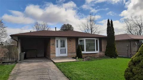 14 Cowling Cres, House detached with 3 bedrooms, 2 bathrooms and 3 parking in Ajax ON | Card Image