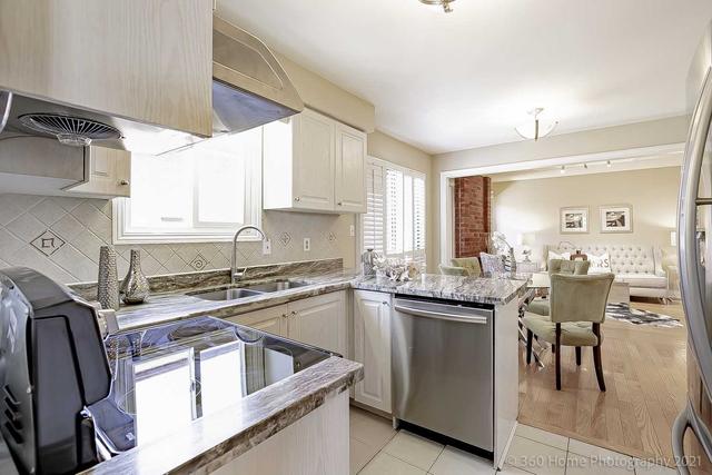 163 Oliver Lane, House detached with 3 bedrooms, 4 bathrooms and 6 parking in Vaughan ON | Image 19