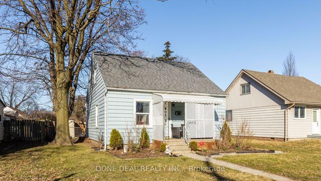 1072 Prince Rd, House detached with 4 bedrooms, 3 bathrooms and 4 parking in Windsor ON | Image 1