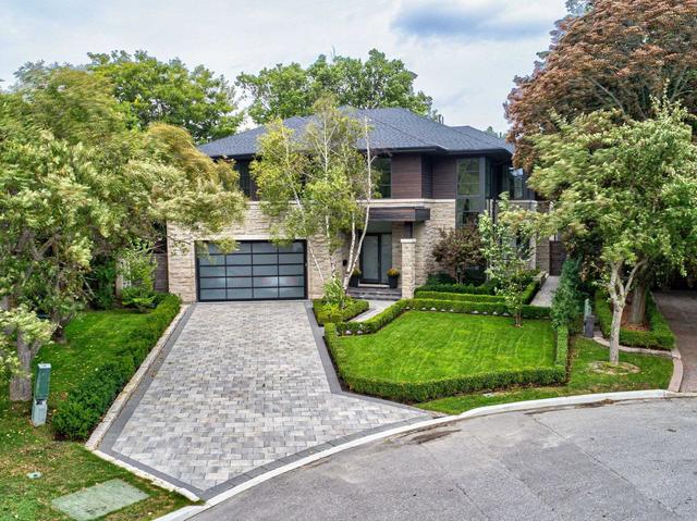 22 Balding Crt, House detached with 4 bedrooms, 8 bathrooms and 8 parking in Toronto ON | Image 12