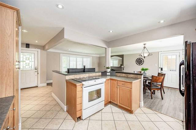 41 Bonita Dr, House detached with 2 bedrooms, 2 bathrooms and 6 parking in Hamilton ON | Image 9