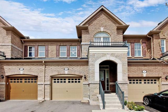 11 Pennycross Cres, House attached with 3 bedrooms, 3 bathrooms and 3 parking in Brampton ON | Image 1