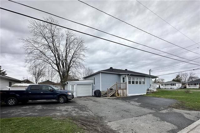 346 Thirteenth Street, House detached with 4 bedrooms, 2 bathrooms and 6 parking in Cornwall ON | Image 18