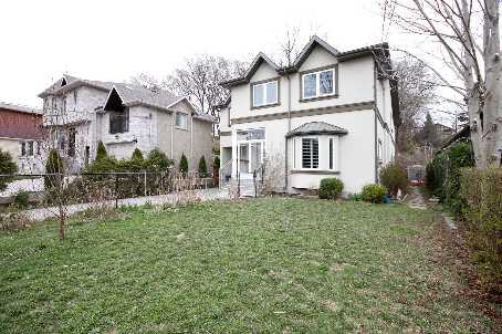 11 Bonnyview Dr, House detached with 5 bedrooms, 4 bathrooms and 4 parking in Toronto ON | Image 1