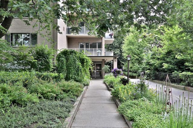 207 - 31 Rosedale Rd, Condo with 2 bedrooms, 1 bathrooms and 1 parking in Toronto ON | Image 1