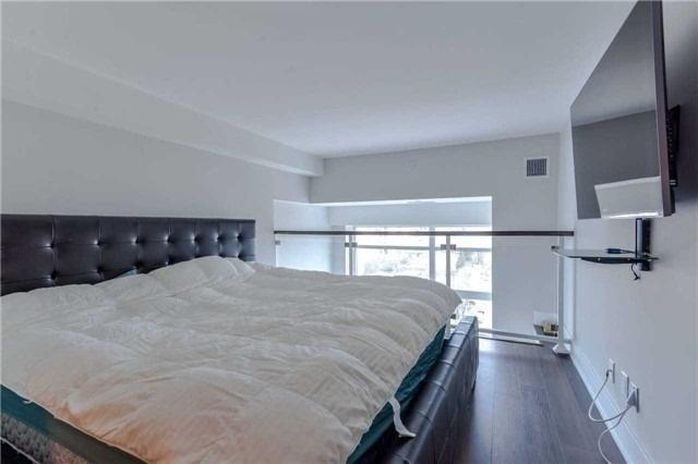 820 - 111 St Clair Ave W, Condo with 1 bedrooms, 2 bathrooms and 1 parking in Toronto ON | Image 15