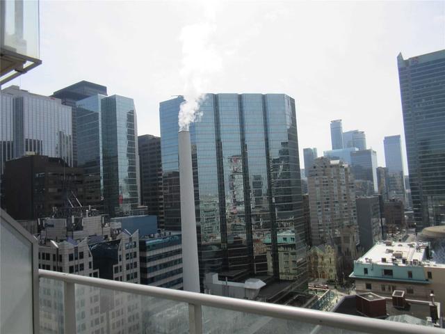 1802 - 126 Simcoe St, Condo with 1 bedrooms, 1 bathrooms and 0 parking in Toronto ON | Image 14