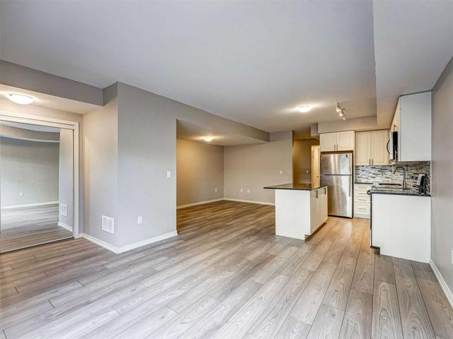 124 - 500 Kingbird Grve, Townhouse with 2 bedrooms, 2 bathrooms and 1 parking in Toronto ON | Image 36