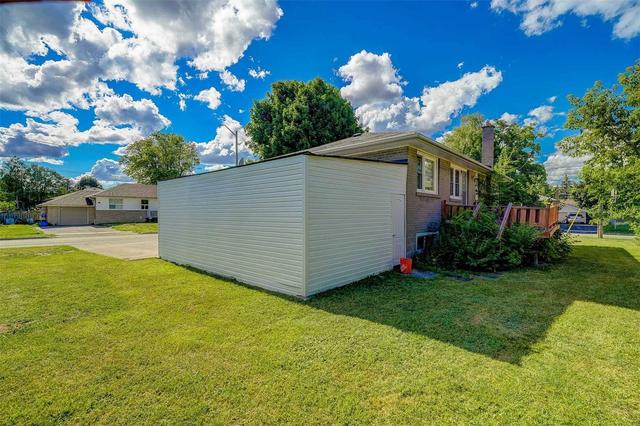 203 Norfolk Ave, House detached with 3 bedrooms, 1 bathrooms and 5 parking in Richmond Hill ON | Image 28