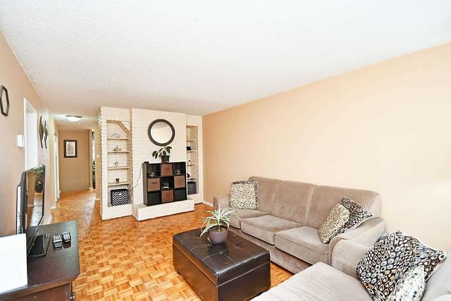 193 - 2170 Bromsgrove Rd, Townhouse with 3 bedrooms, 2 bathrooms and 1 parking in Mississauga ON | Image 6