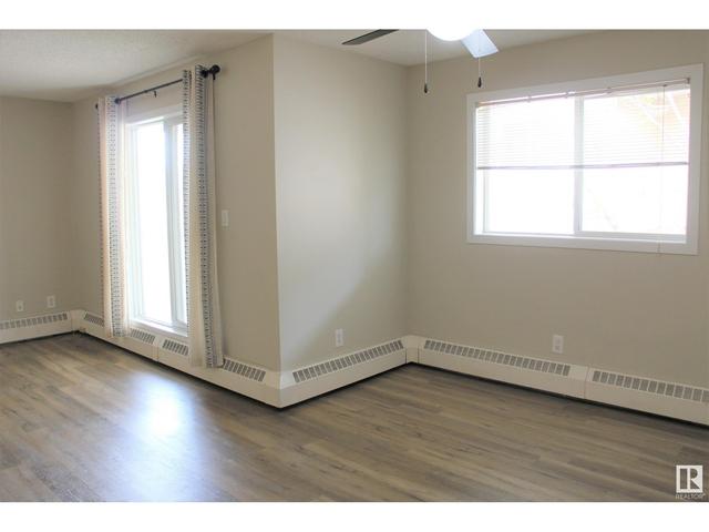 413 - 17467 98a Av Nw, Condo with 2 bedrooms, 2 bathrooms and null parking in Edmonton AB | Image 5
