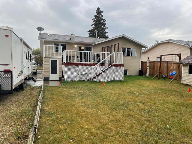 11832 104 Ave Avenue W, House detached with 4 bedrooms, 3 bathrooms and 3 parking in Fairview AB | Image 21