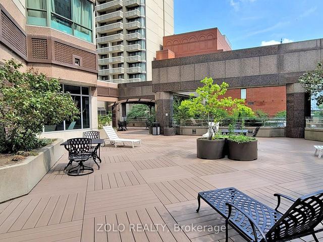 1010 - 38 Elm St, Condo with 1 bedrooms, 1 bathrooms and 0 parking in Toronto ON | Image 29