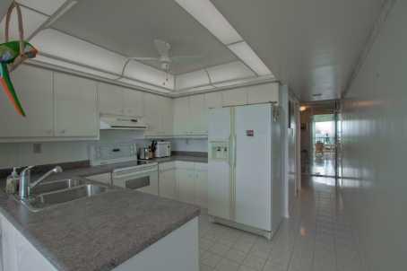 1003 - 1 Clark Ave W, Condo with 2 bedrooms, 2 bathrooms and 2 parking in Vaughan ON | Image 8