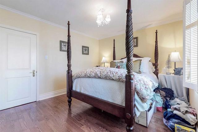 1 Park Hill Crt, House detached with 2 bedrooms, 2 bathrooms and 3 parking in Brampton ON | Image 10