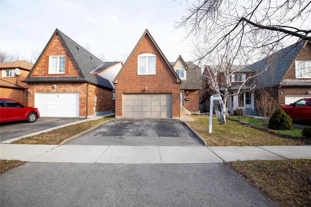 7 Aron Dr, House detached with 4 bedrooms, 4 bathrooms and 4 parking in Brampton ON | Image 1