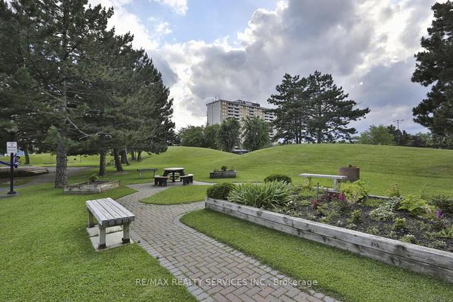 1003 - 15 Kensington Rd, Condo with 2 bedrooms, 1 bathrooms and 1 parking in Brampton ON | Image 33