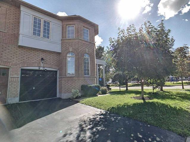 77 Oakford Dr, House semidetached with 4 bedrooms, 3 bathrooms and 2 parking in Markham ON | Image 12