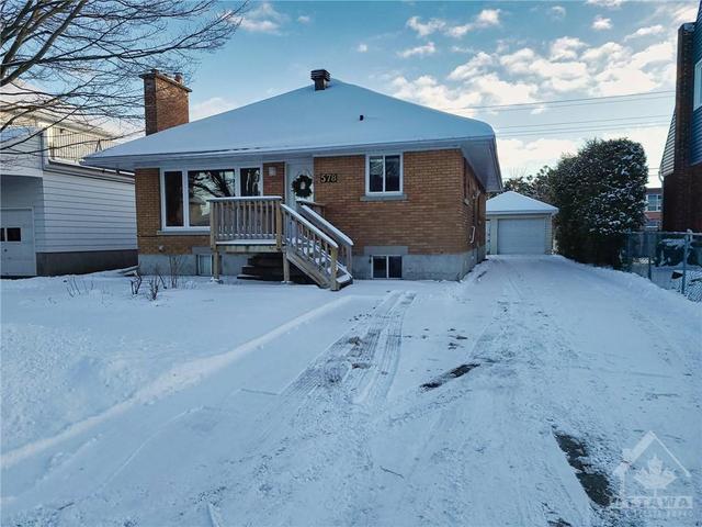 578 Wolffdale Crescent, House detached with 4 bedrooms, 3 bathrooms and 5 parking in Ottawa ON | Image 1