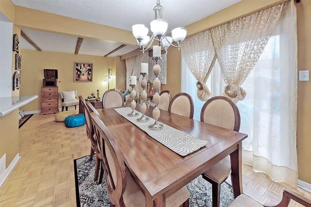 3339 Mainsail Cres, House semidetached with 4 bedrooms, 3 bathrooms and 3 parking in Mississauga ON | Image 3