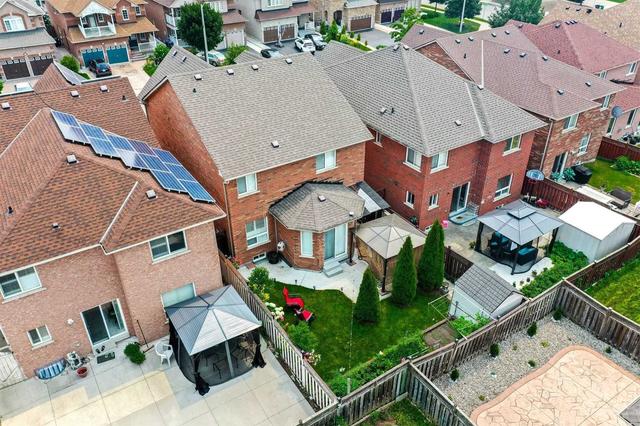 9 Avalanche Cres, House detached with 4 bedrooms, 4 bathrooms and 6 parking in Brampton ON | Image 29
